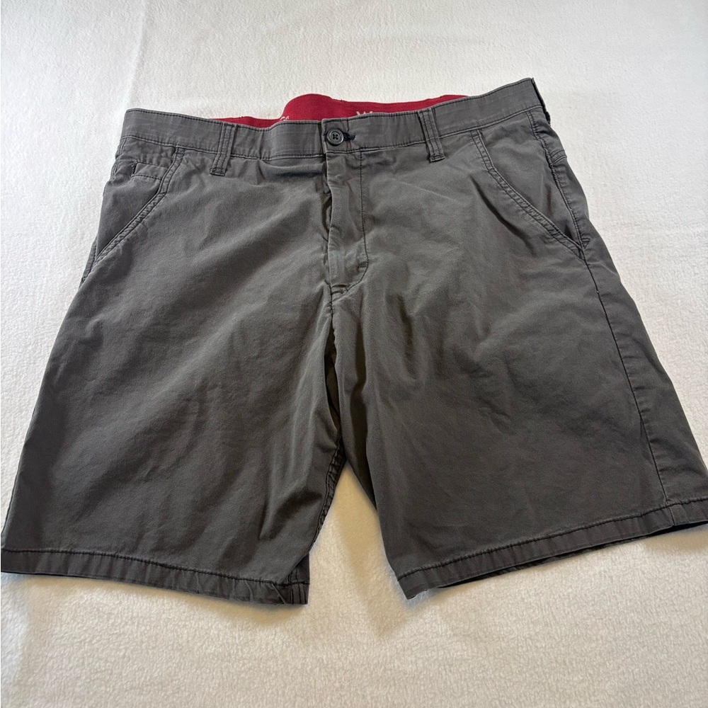 Wrangler Men's Charcoal Shorts